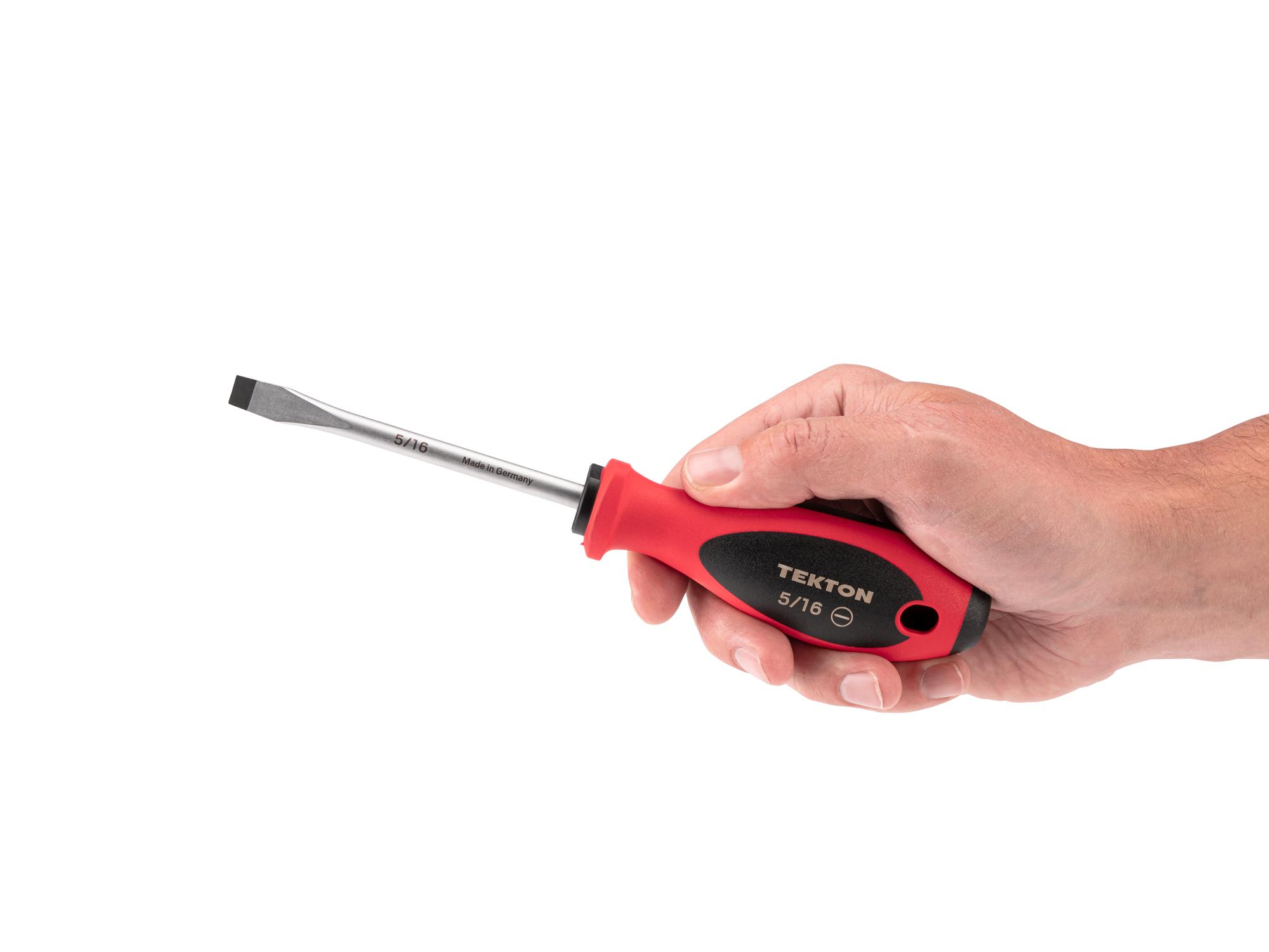 Person holding Tekton 4 inch screwdriver. Item #DWS07320