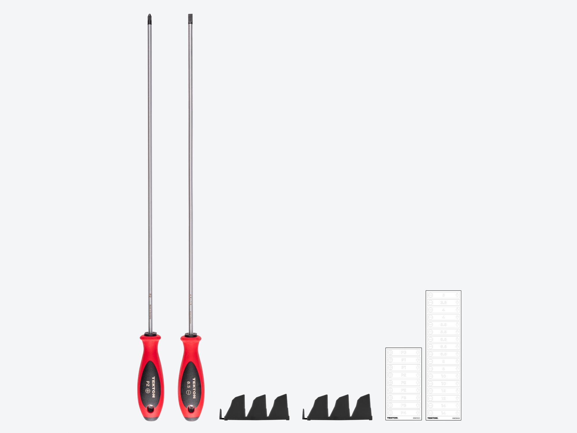 Laid out contents of Tekton black 18 inch shanks screwdriver set. Item #DWZ90104