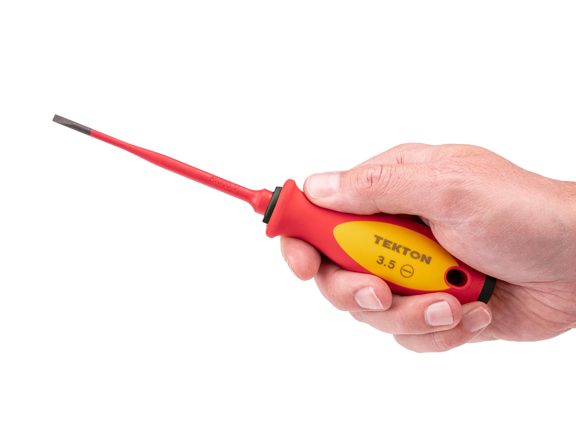 Person holding Tekton screwdriver. Item #X152