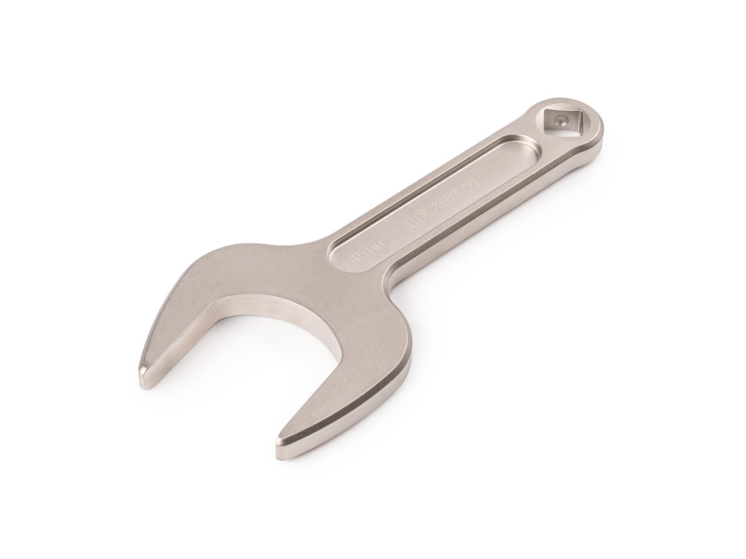 Front-right angle view of Tekton 46 millimeter service wrench set. Item #WSE14446