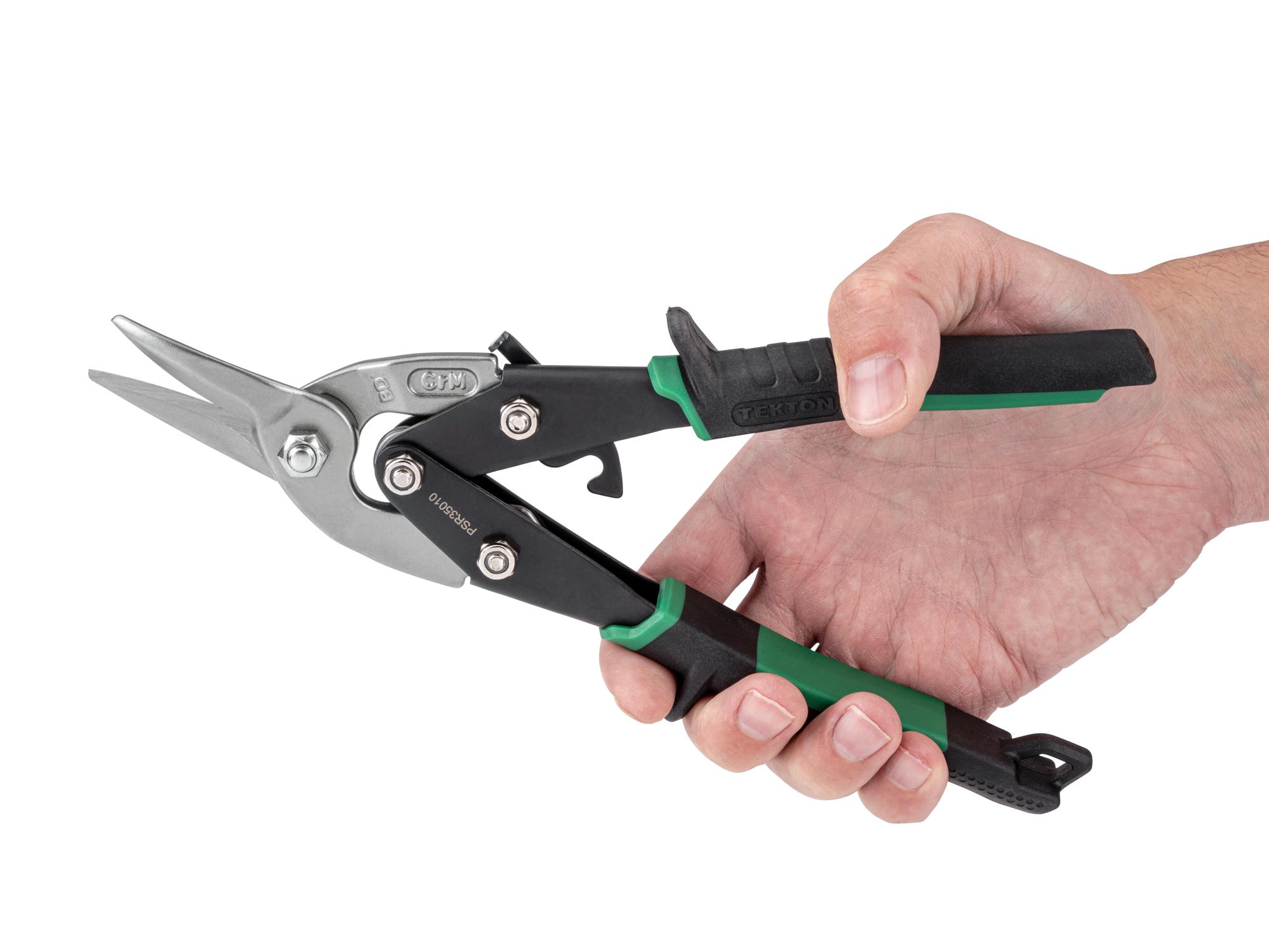 Person holding Tekton shear. Item #PSR35010
