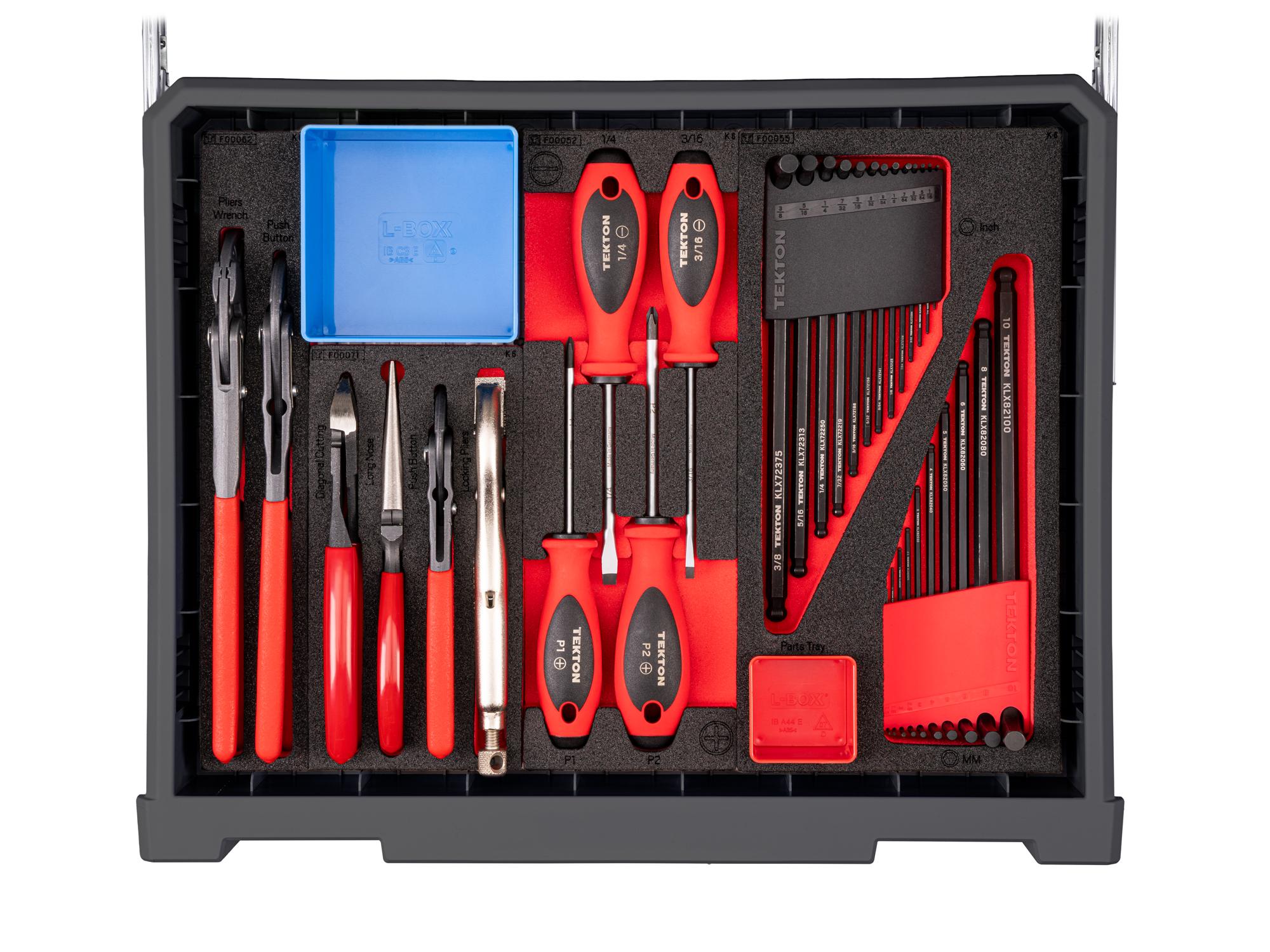 Contents of slate gray Tekton tool set with RIG 5-drawer tool box. RIG99205