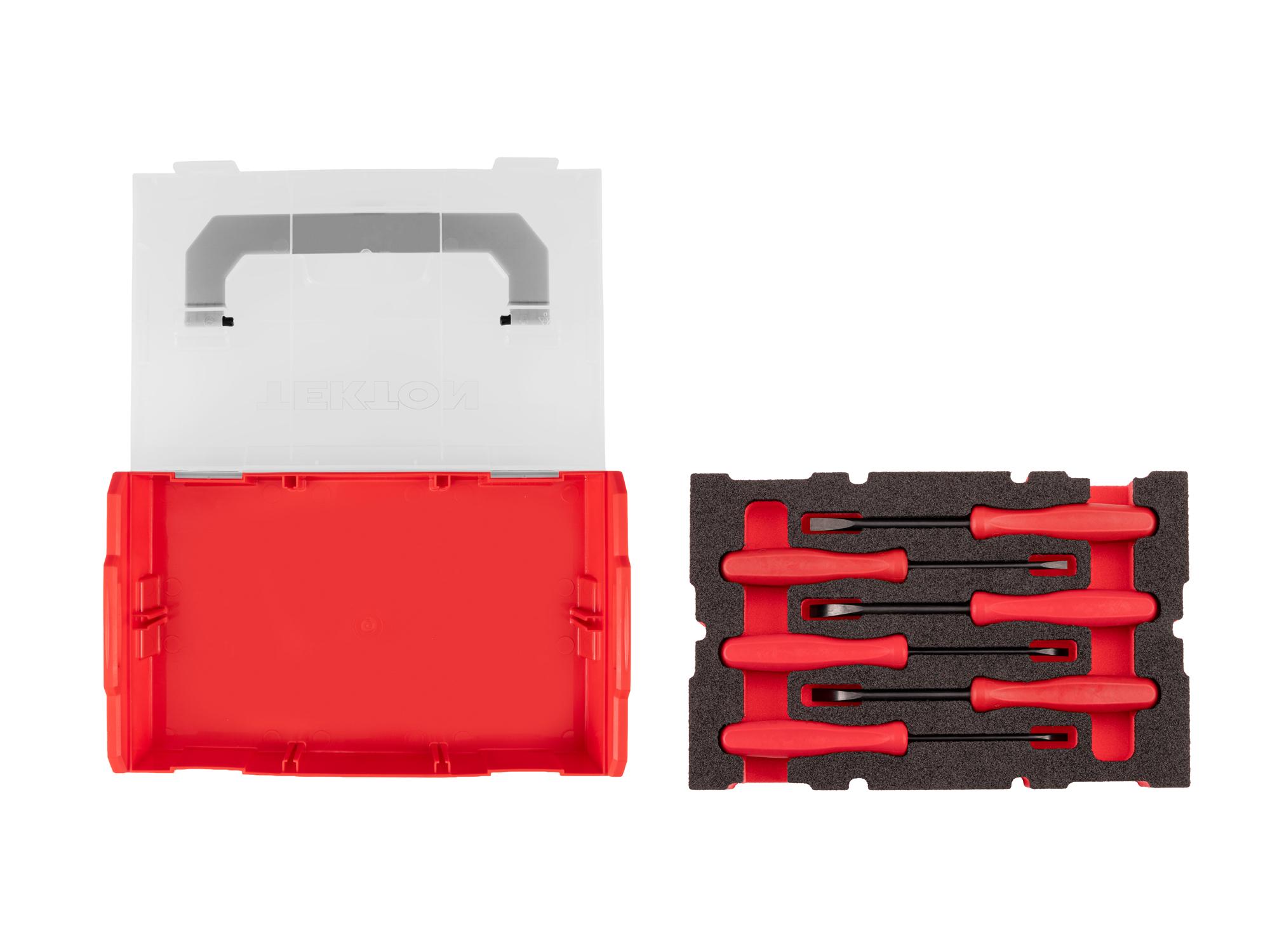 Laid out contents of Tekton mini pry bar set. Item #LRD94801