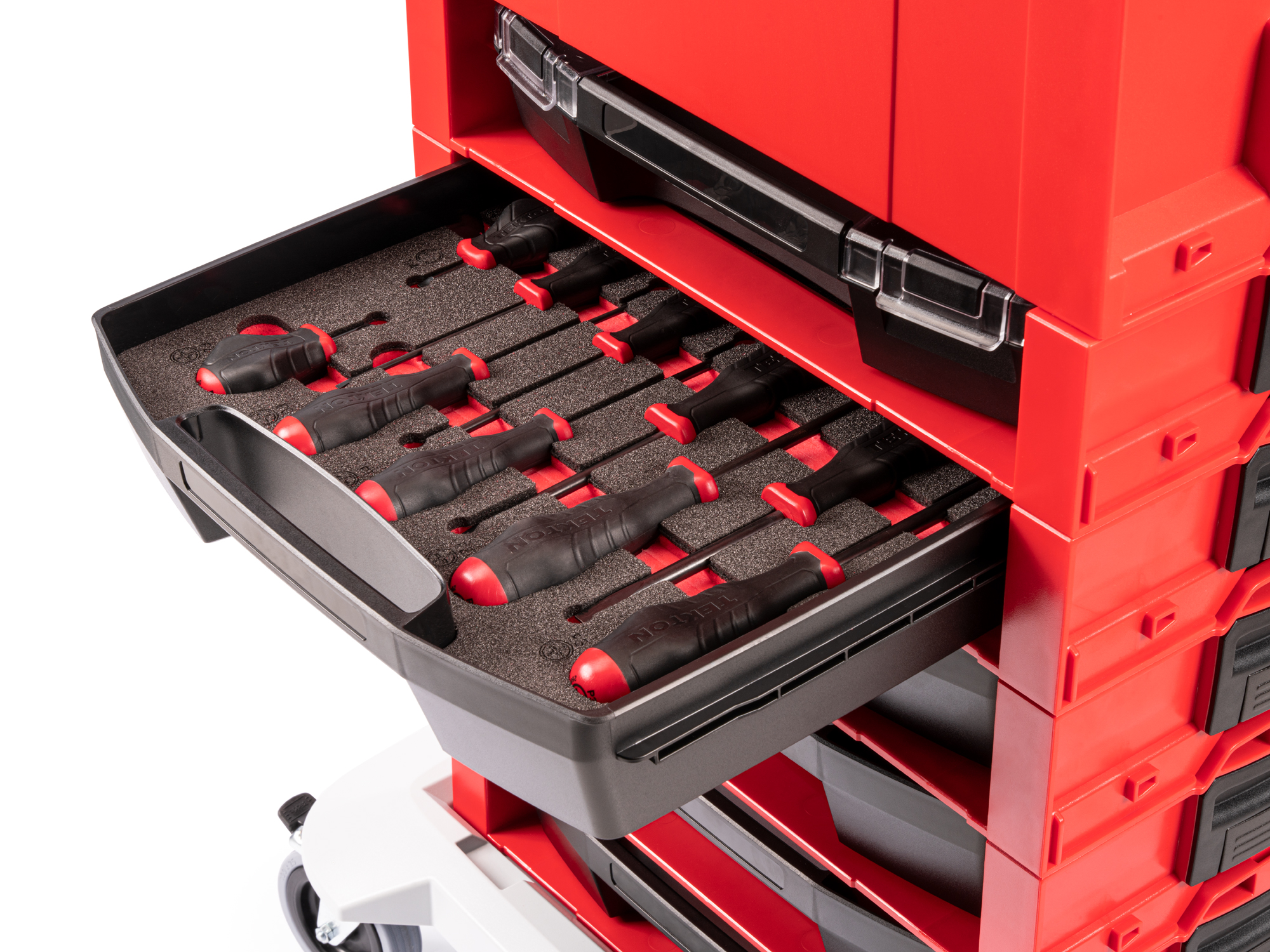 Set includes Phillips and Slotted screwdriver sizes. The tools come in an L-BOXX stacking organization drawer with a customized foam layout. OLB94101.