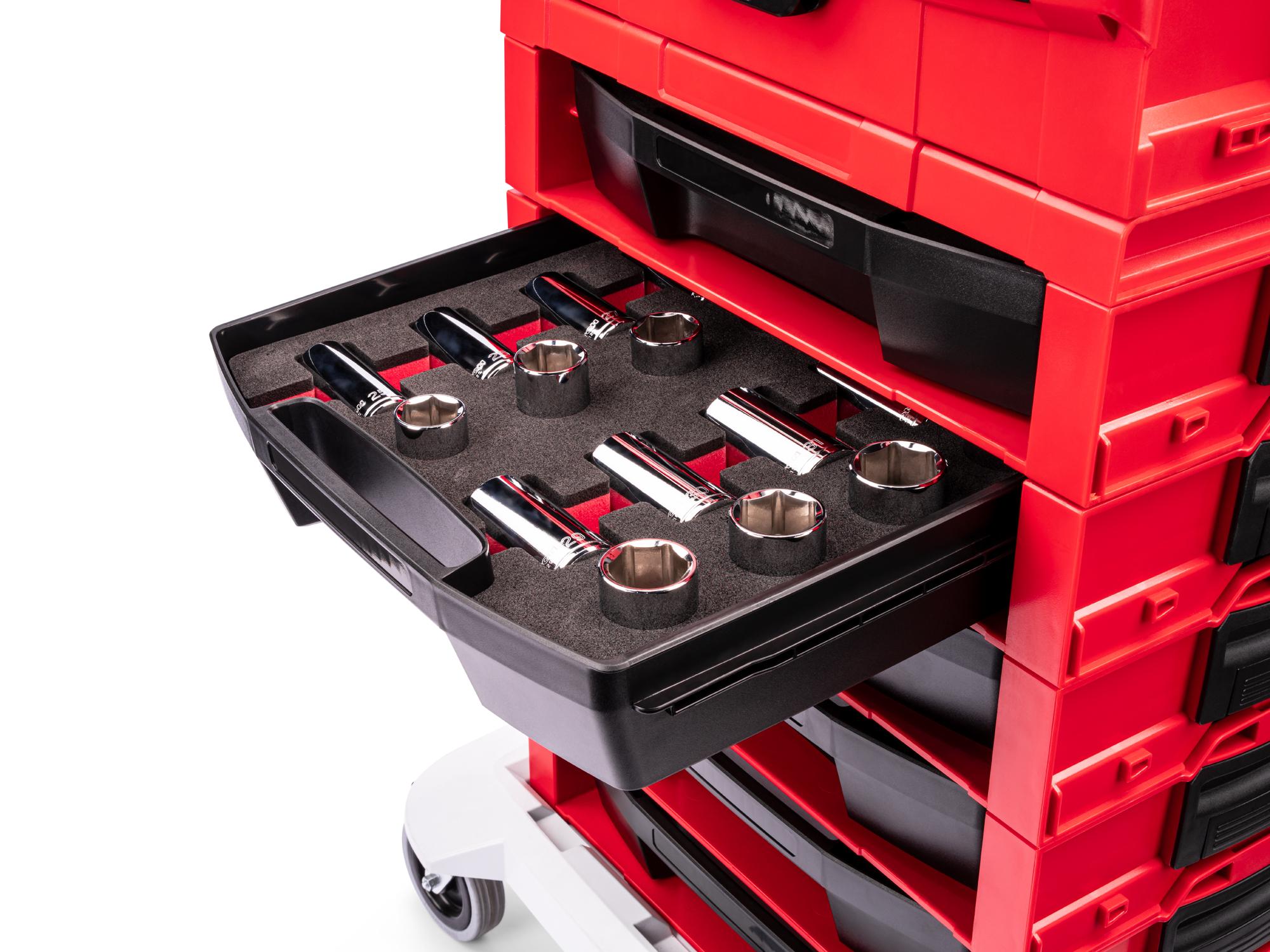 Example shown of Tekton hand drive 6-point socket set. Item #SHD92703