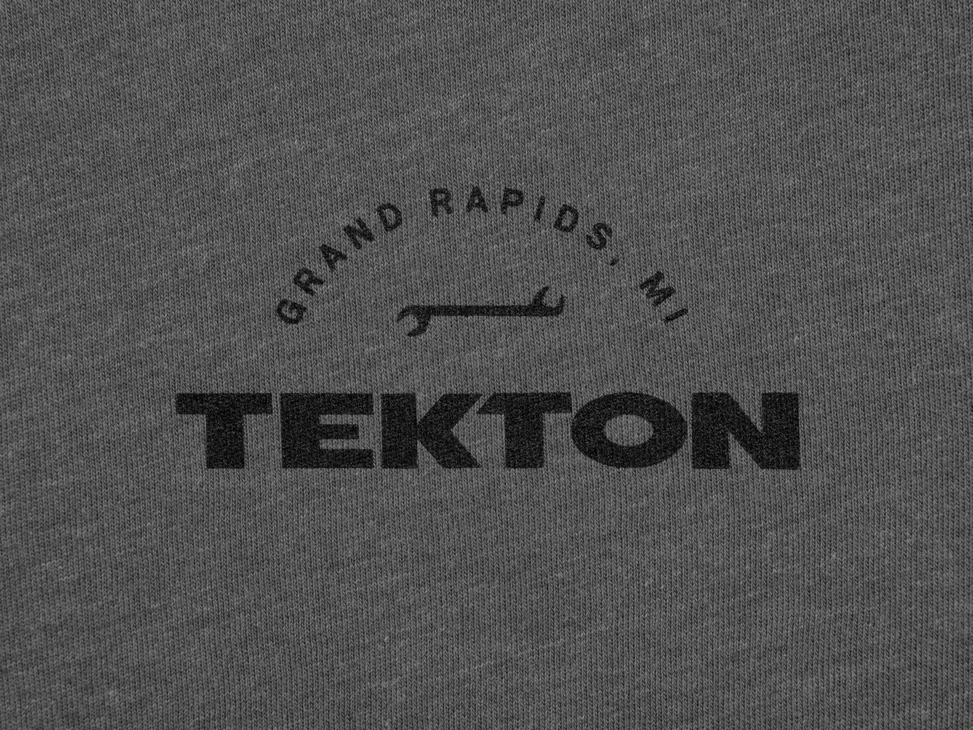 The Tekton unisex t-shirt is made from 60% cotton and 40% polyester, with an easy tear away tag at the back of the neck for a smooth, scratchless collar. APG32030.