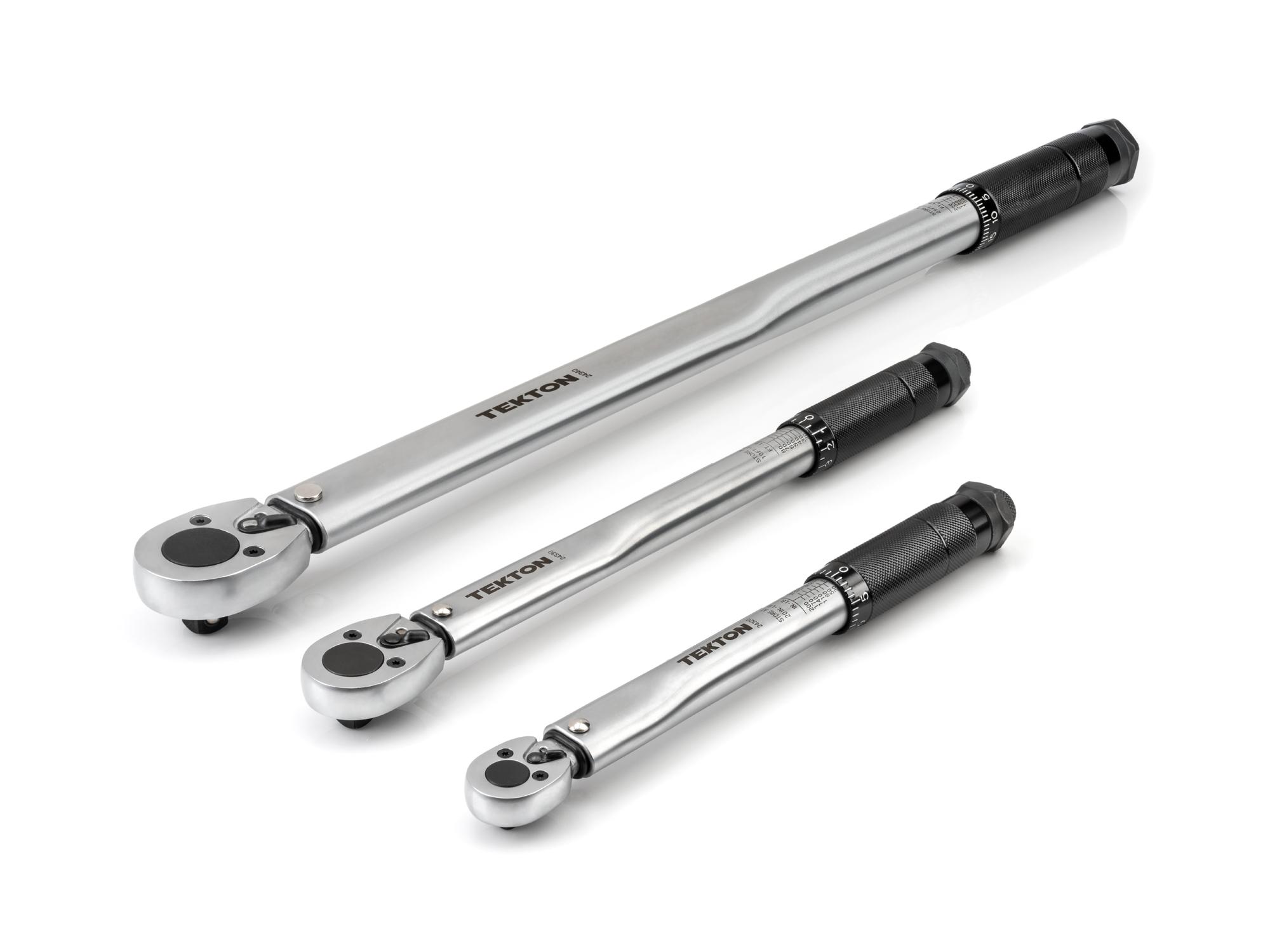 Front-right angle view of Tekton case torque wrench set. Item #TRQ99901