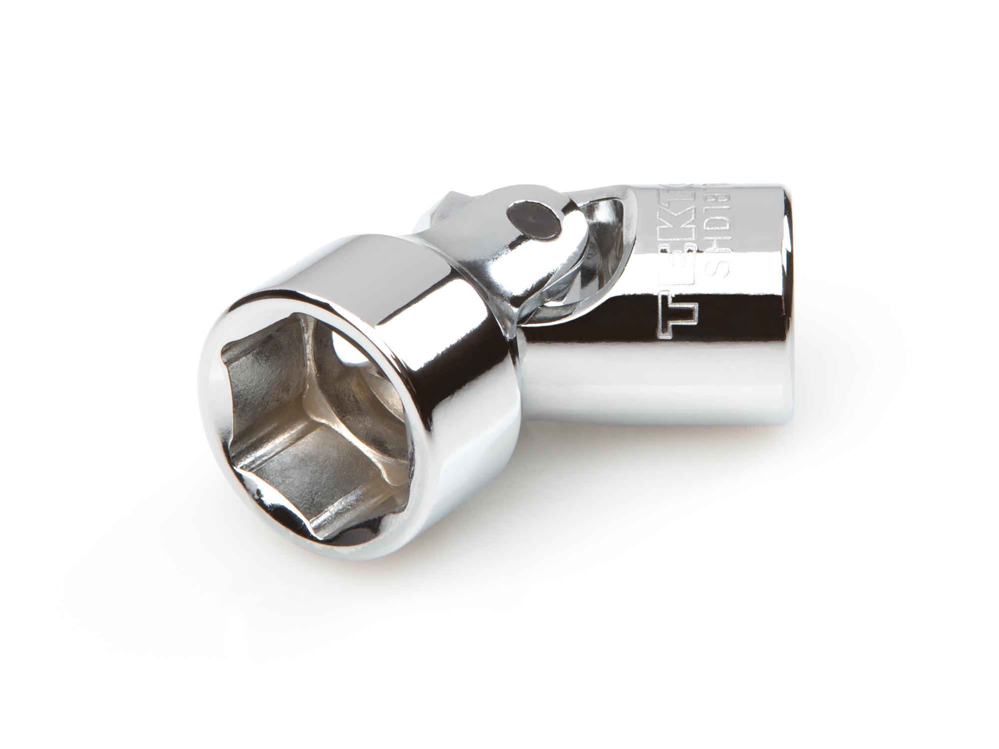 Front-right angle view of Tekton hand drive universal joint socket. Item #SHD18115