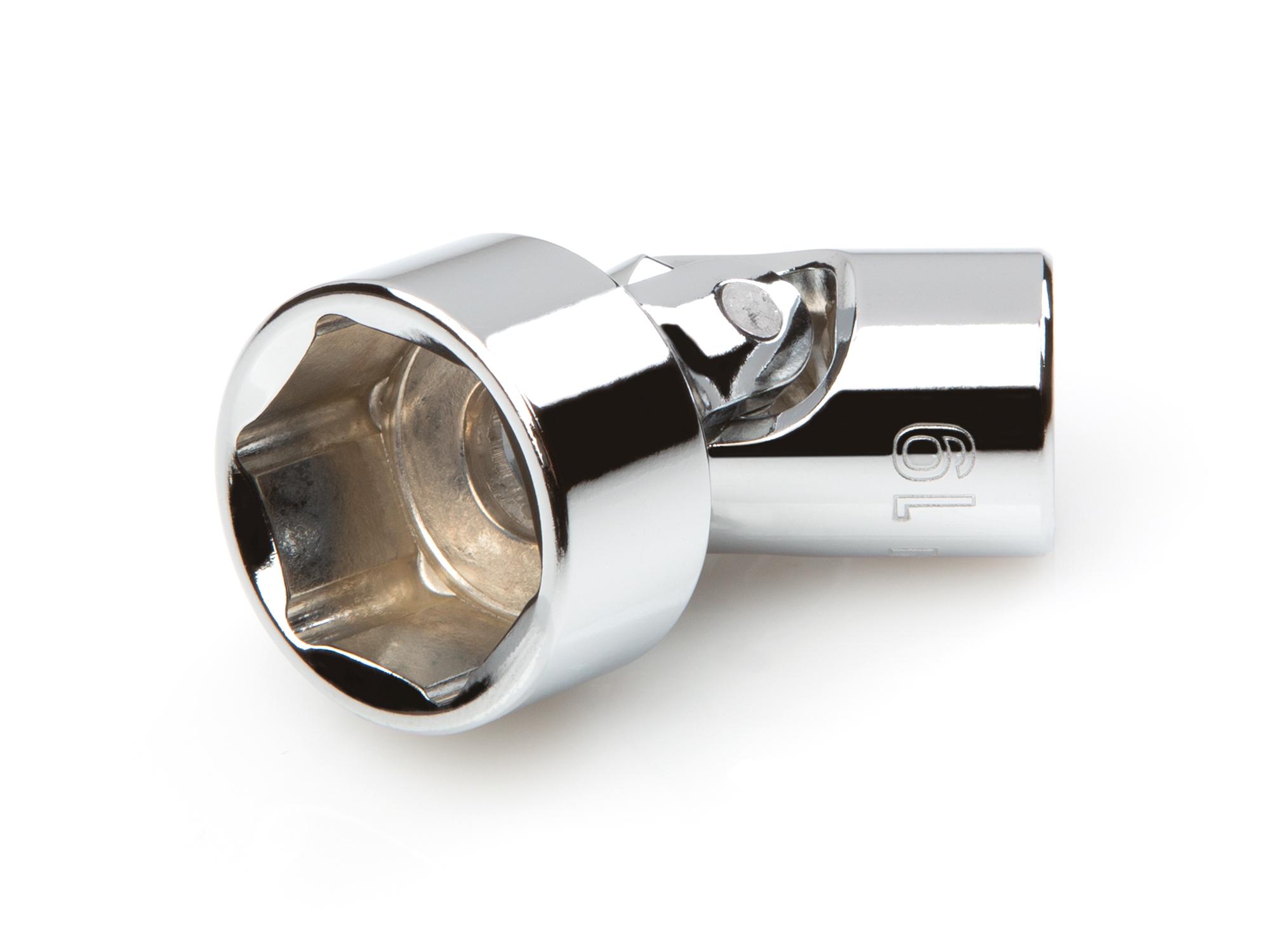 Front-right angle view of Tekton hand drive universal joint socket. Item #SHD18119