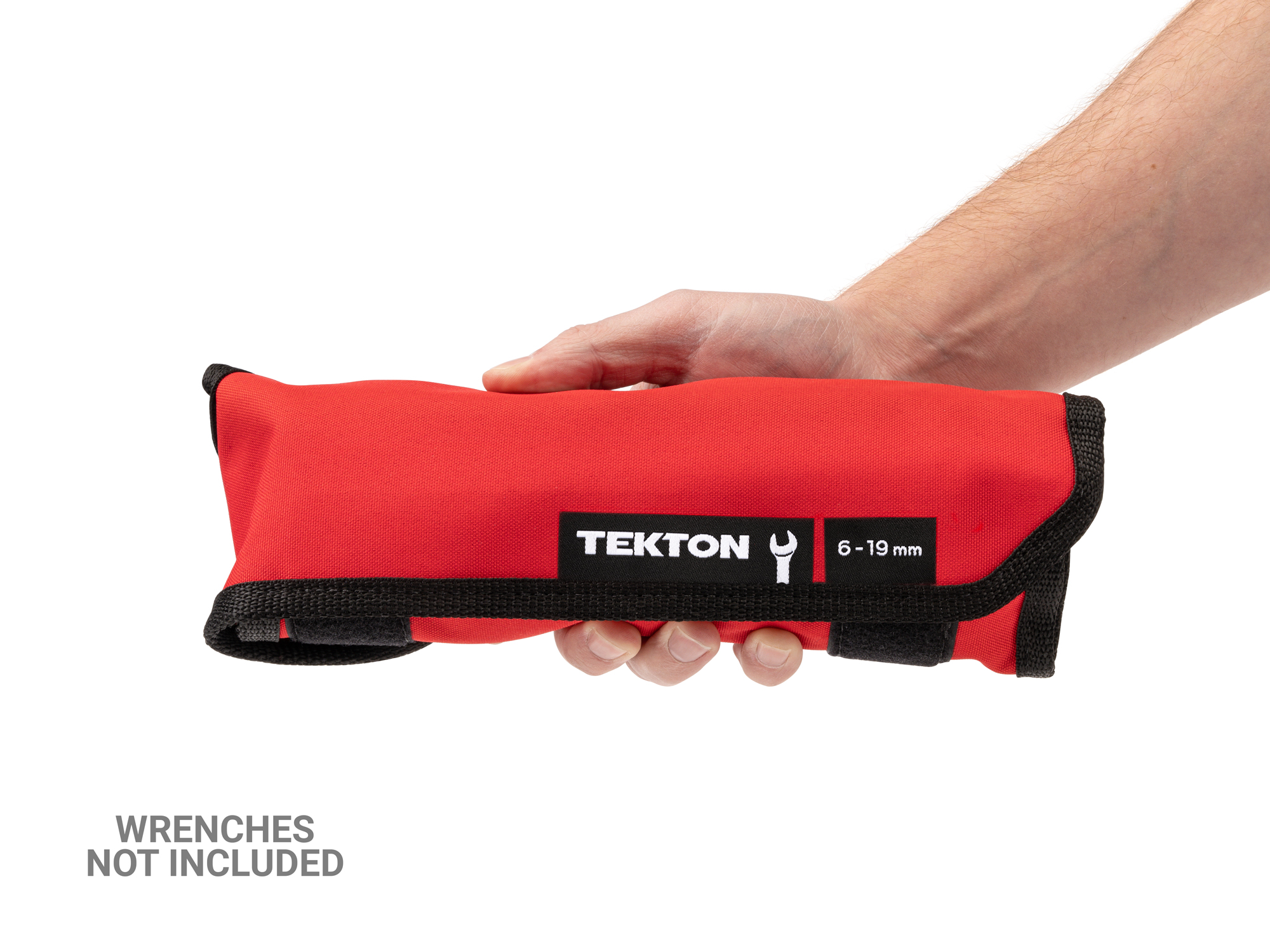 Red 14-Tool standard-length combination wrench pouch, made of canvas material. Marked with sizes 6-19 mm. OTP21202.