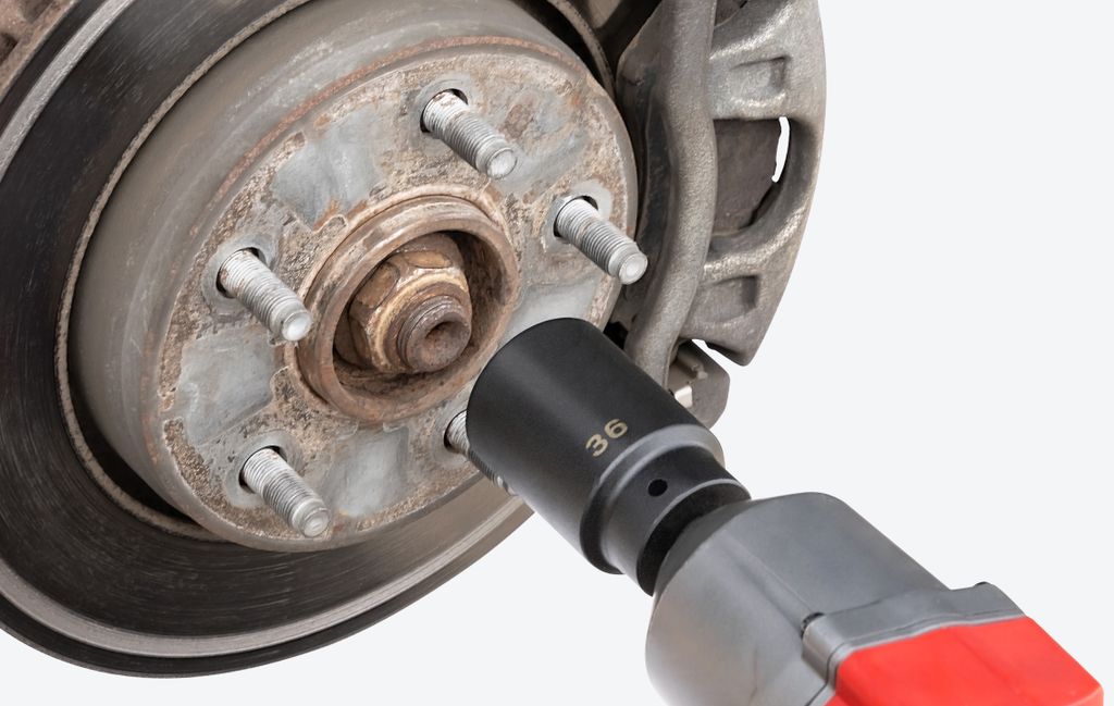 7Piece Axle Nut Socket Set with Rail TEKTON