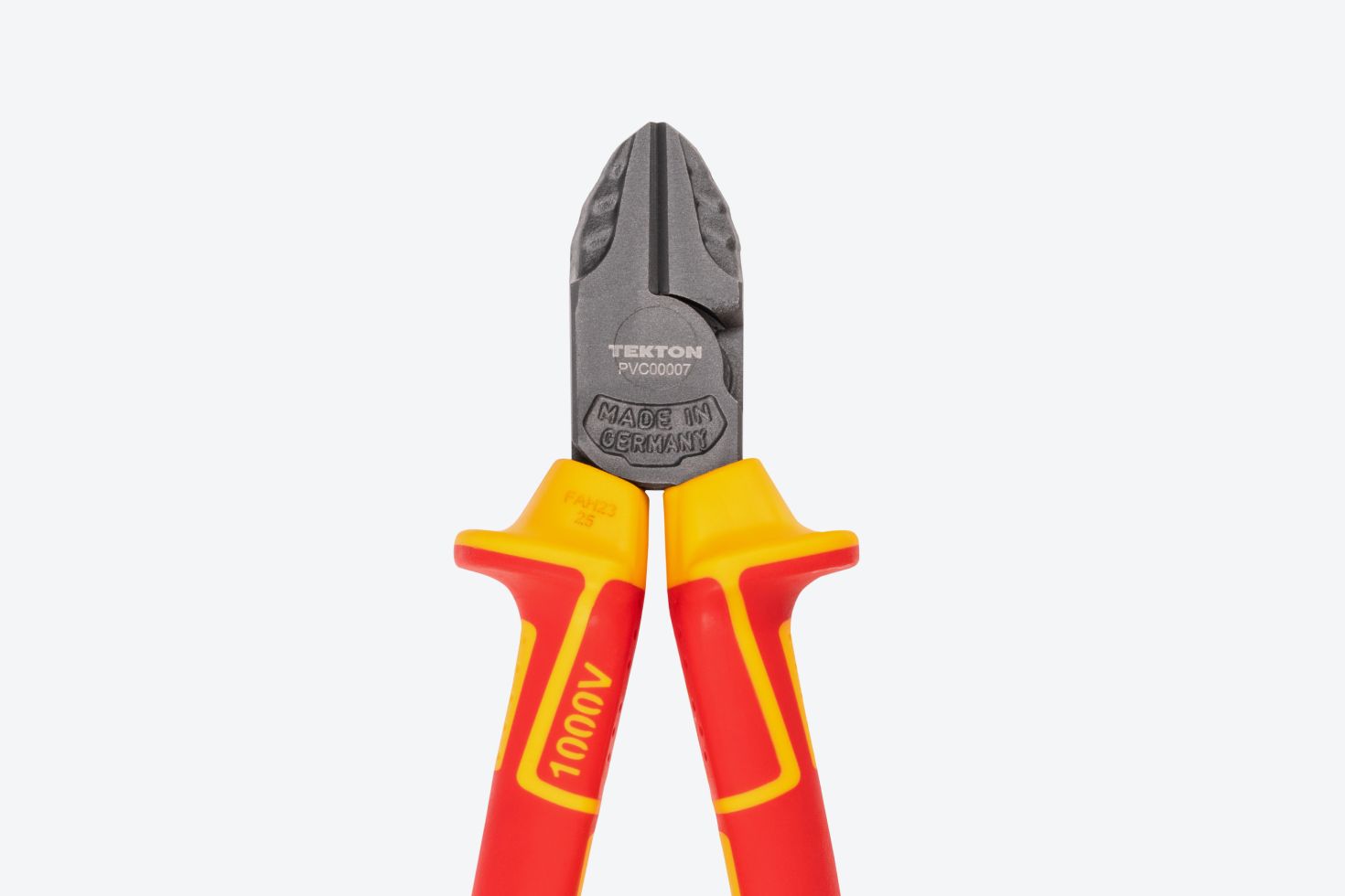 Tekton insulated diagonal cutting pliers #PVC00007