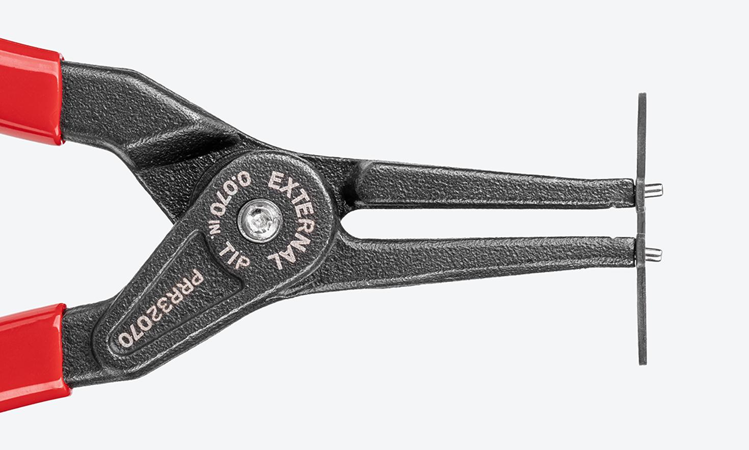 Close-up image of the slim jaws of Tekton retaining ring pliers.