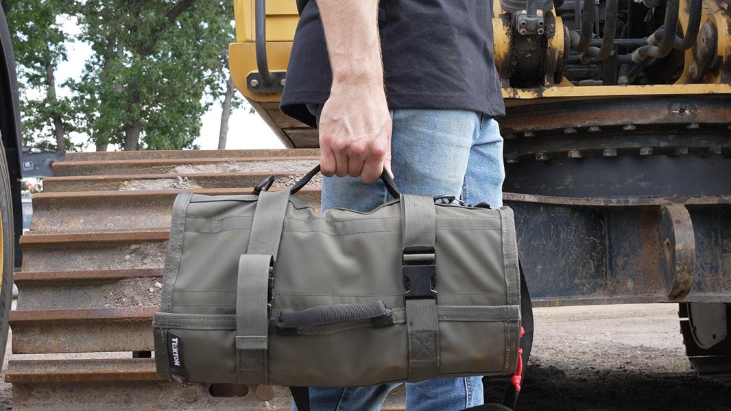 Handle carry