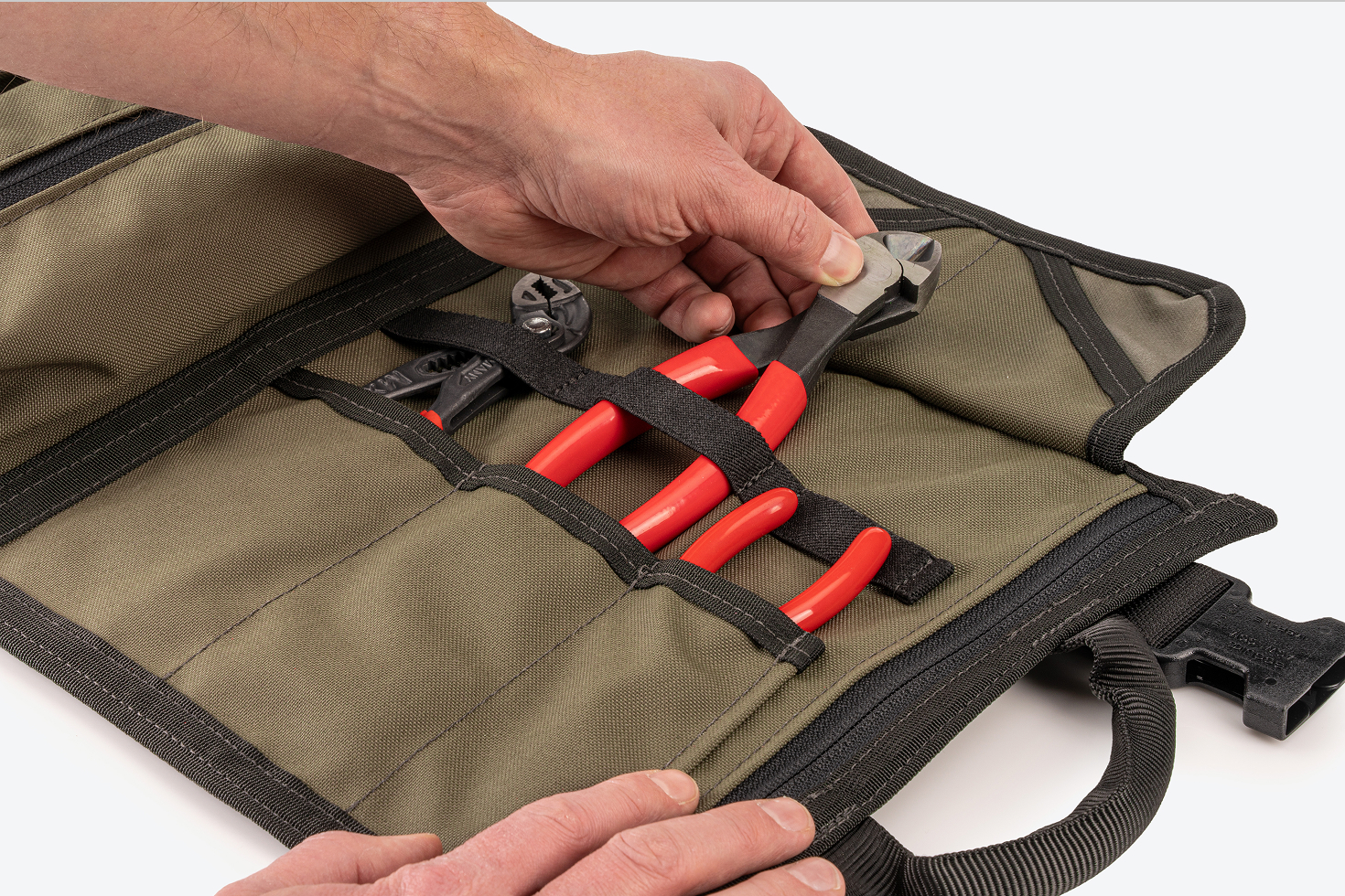 MTR2 Mini Tool Roll (Ranger Green/Red) | TEKTON | Made in USA