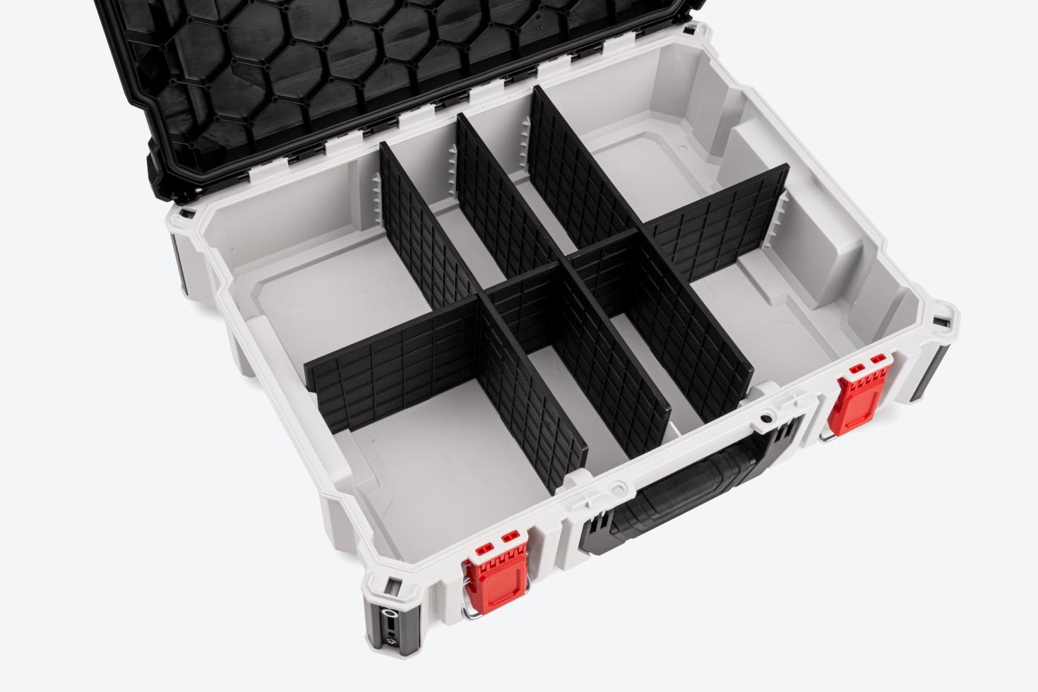 A RIG tool box with dividers